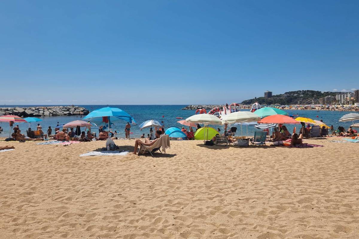 La platja de Sant Antoni, a Sant Antoni de Calonge - Ajuntament de Calonge i Sant Antoni La platja de Sant Antoni, a Sant Antoni de Calonge