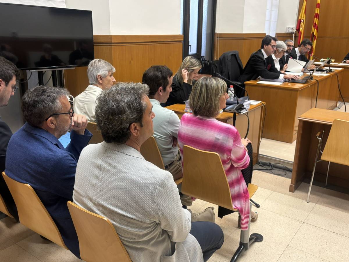 Vergés diu que les vacunes a policies espanyols es van posar el més ràpid possible