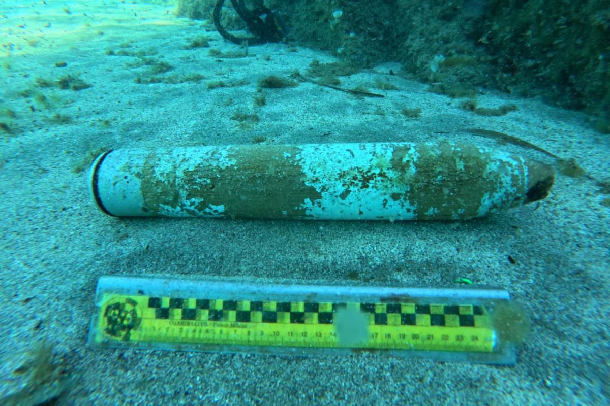 Detonen un projectil d'aviació francès localitzat en una cala del Port de la Selva