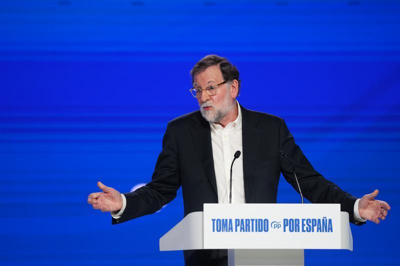 El govern francès i Sánchez critiquen el comentari de Rajoy sobre la selecció francesa de futbol