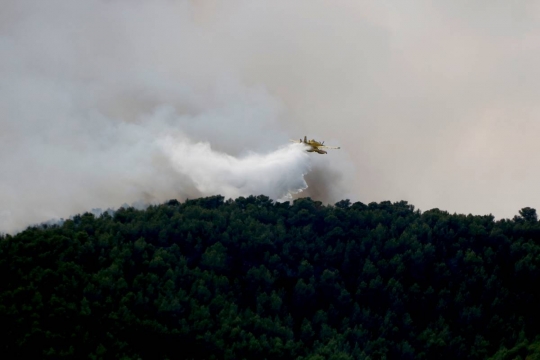 Catalunya enceta una nova setmana d'incendis amb preocupació per Aiguamúrcia i mirant Pena-roja de reüll