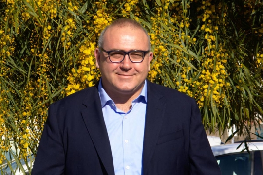 Detenen l'exdiputat i exalcalde de Sant Feliu de Guíxols per exhibicionisme en una piscina
