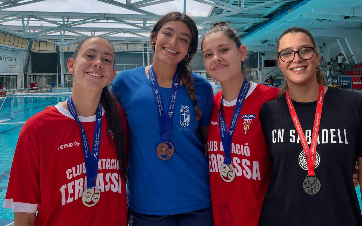 El planter femení del CN Manresa Fibracat brilla als Campionats d'Espanya de waterpolo