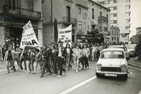 Tot per assolir una escola més digna