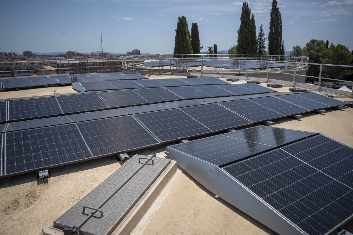 Terrassa posa en marxa les dues primeres comunitats energètiques: beneficiaran 150 famílies