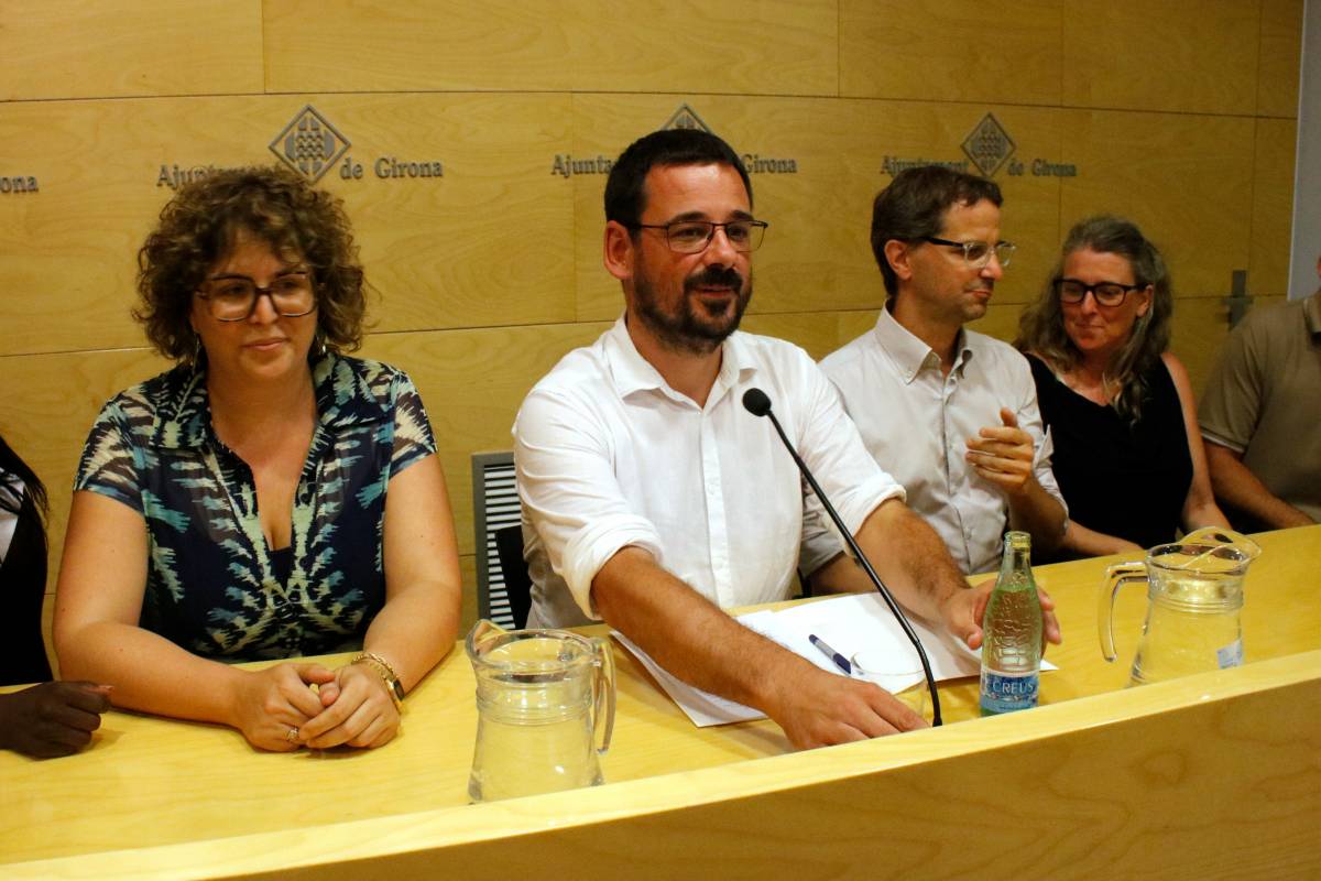 Salellas acusa Junts de «donar ales» al PSC i Aliança amb la marxa del govern de Girona