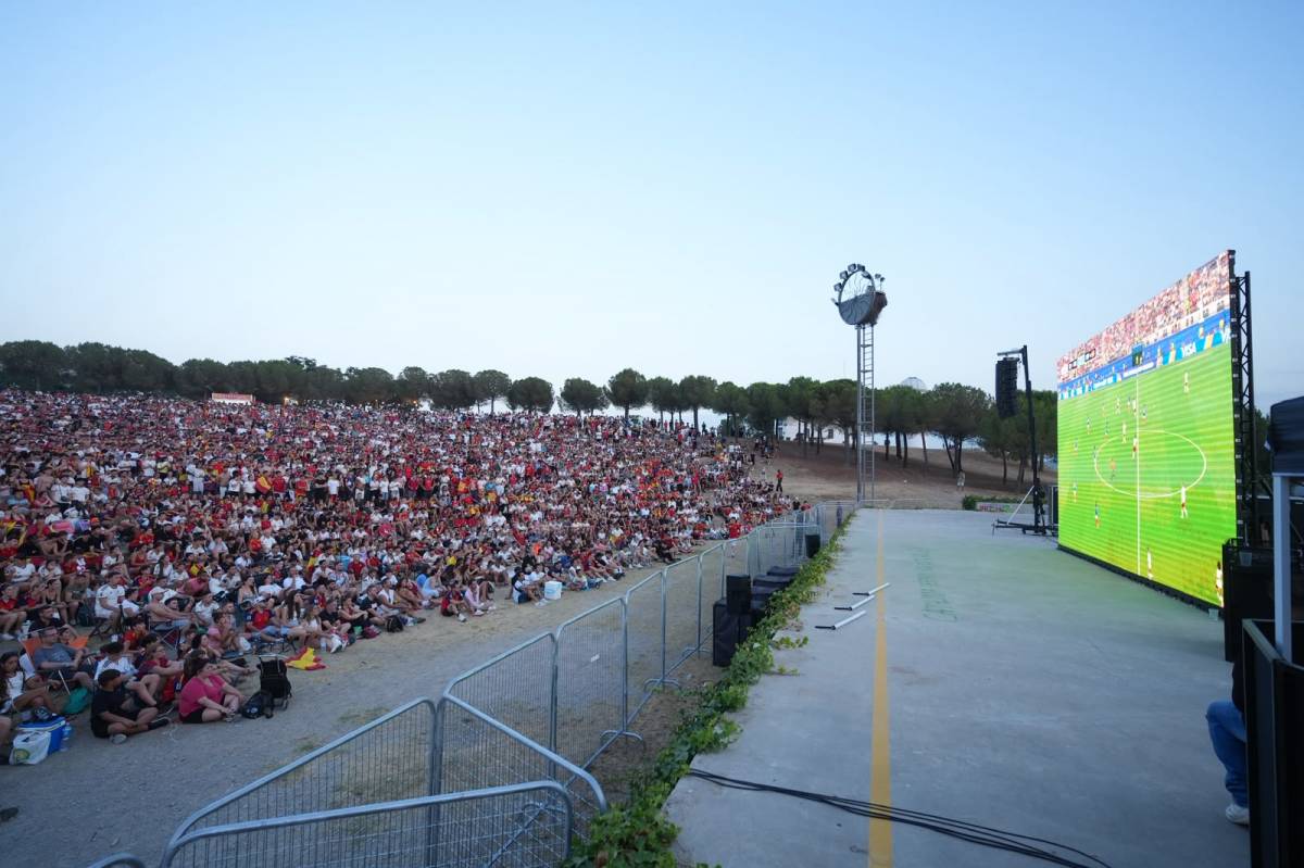 La semifinal a la pantalla gegant - La semifinal a la pantalla gegant