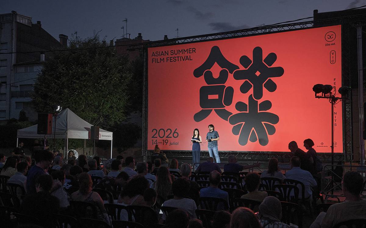 El Festival Nits de Cinema Oriental de Vic, un refugi climàtic i futbolístic