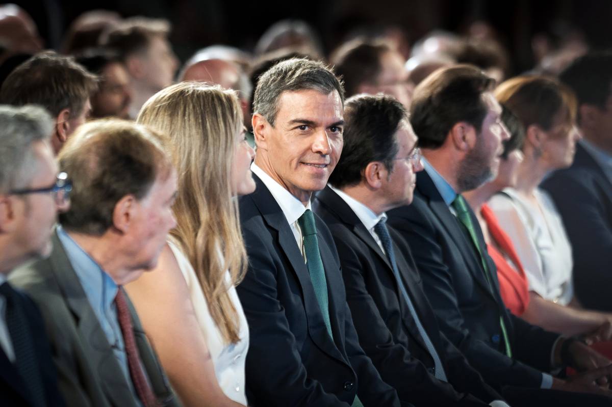 Sánchez repunta malgrat la condemna a Ábalos, segons el CIS