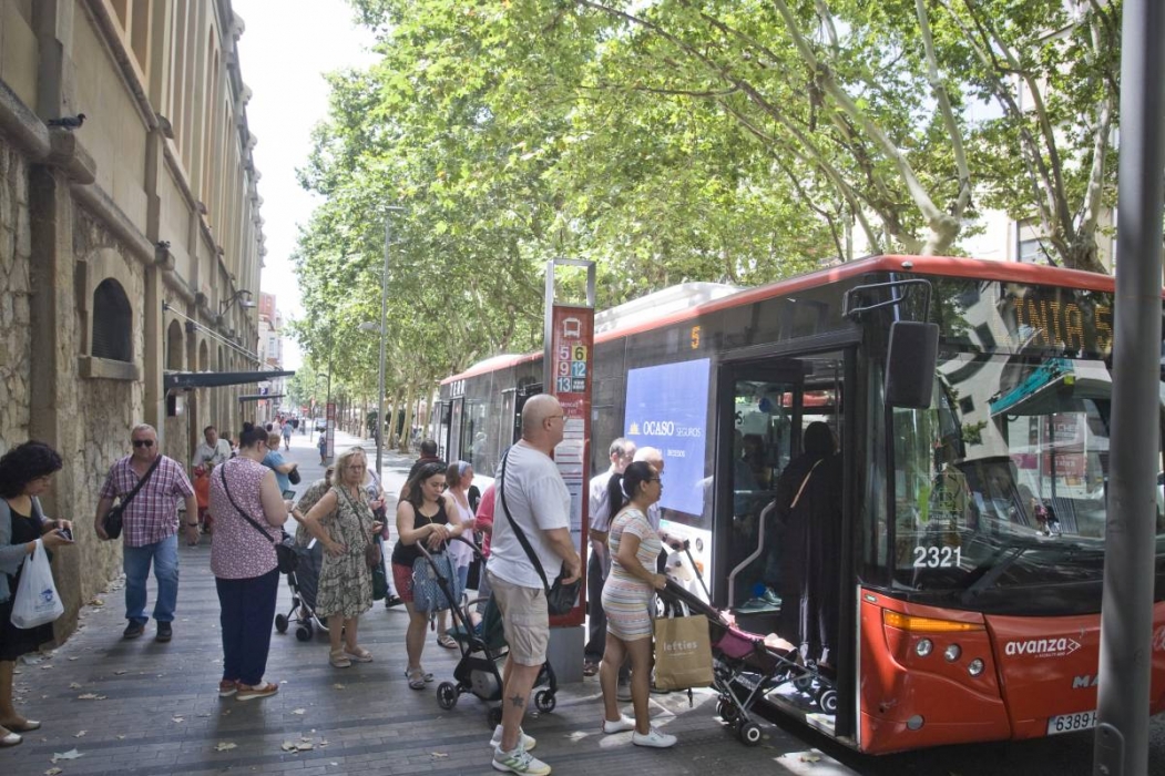 La línia 3 d’autobús, en estat crític per col·lapse