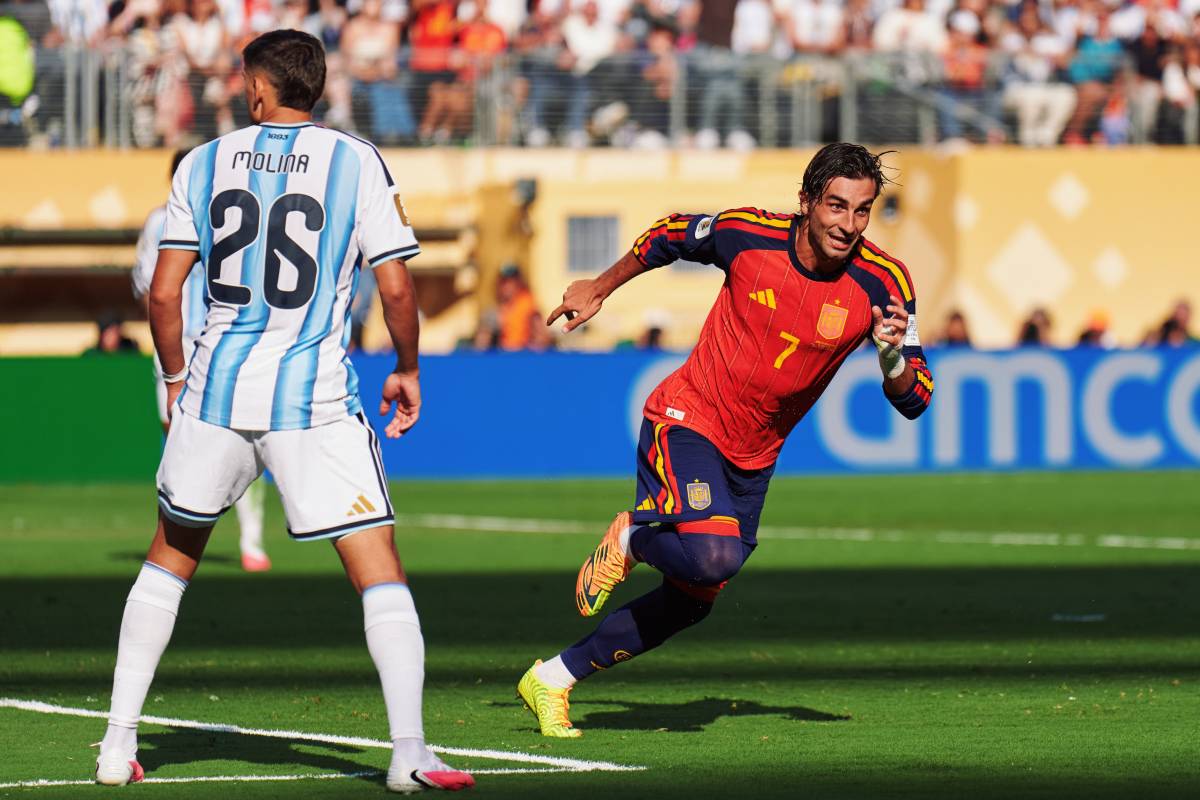 Espanya frustra el somni de Messi i suma el segon Mundial de la seva història