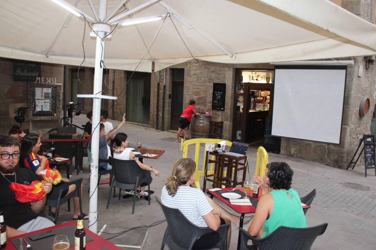Els bars i restaurants de Solsona fan ple amb la final del Mundial