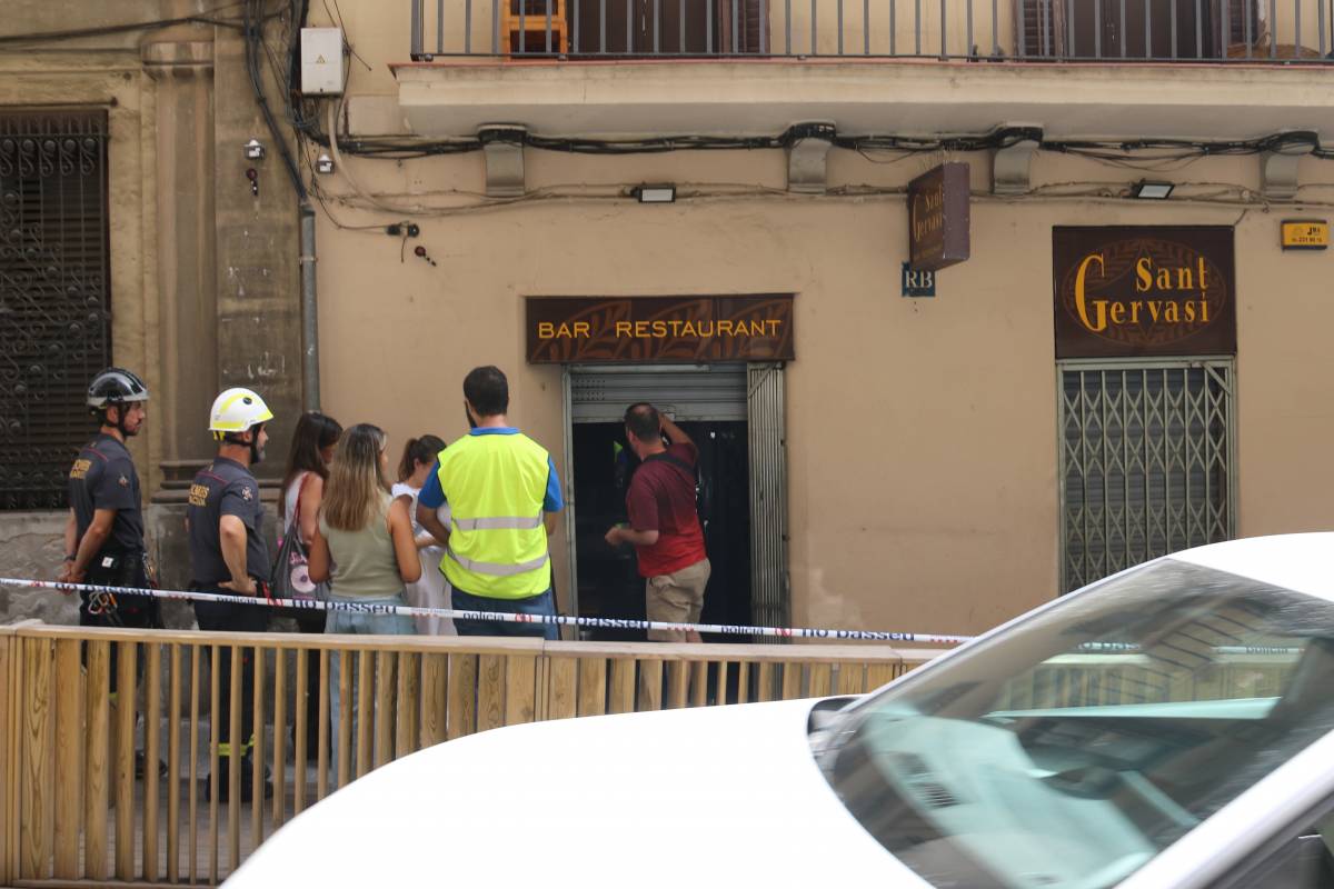 El primer restaurador que torna després de l'esvoranc a Sant Gervasi: «Demà obrirem al 100%»