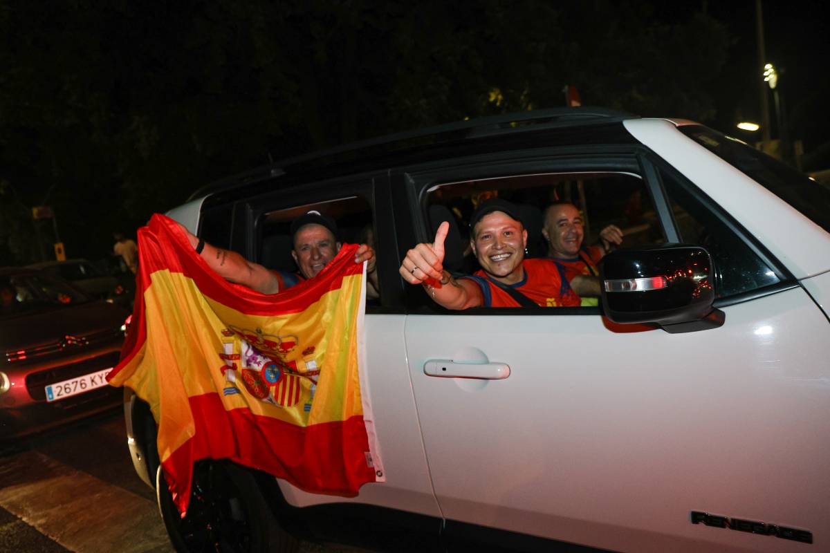 Celebració de la victòria d`Espanya a la final del Mundial - Víctor Castillo Celebració de la victòria d`Espanya a la final del Mundial