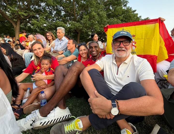 Larrosa i Quiñonez, amb la rojigualda - Fèlix Larrosa