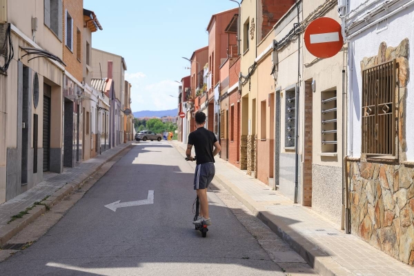 Les denúncies a conductors de patinets elèctrics baixen un 17% a Sabadell 