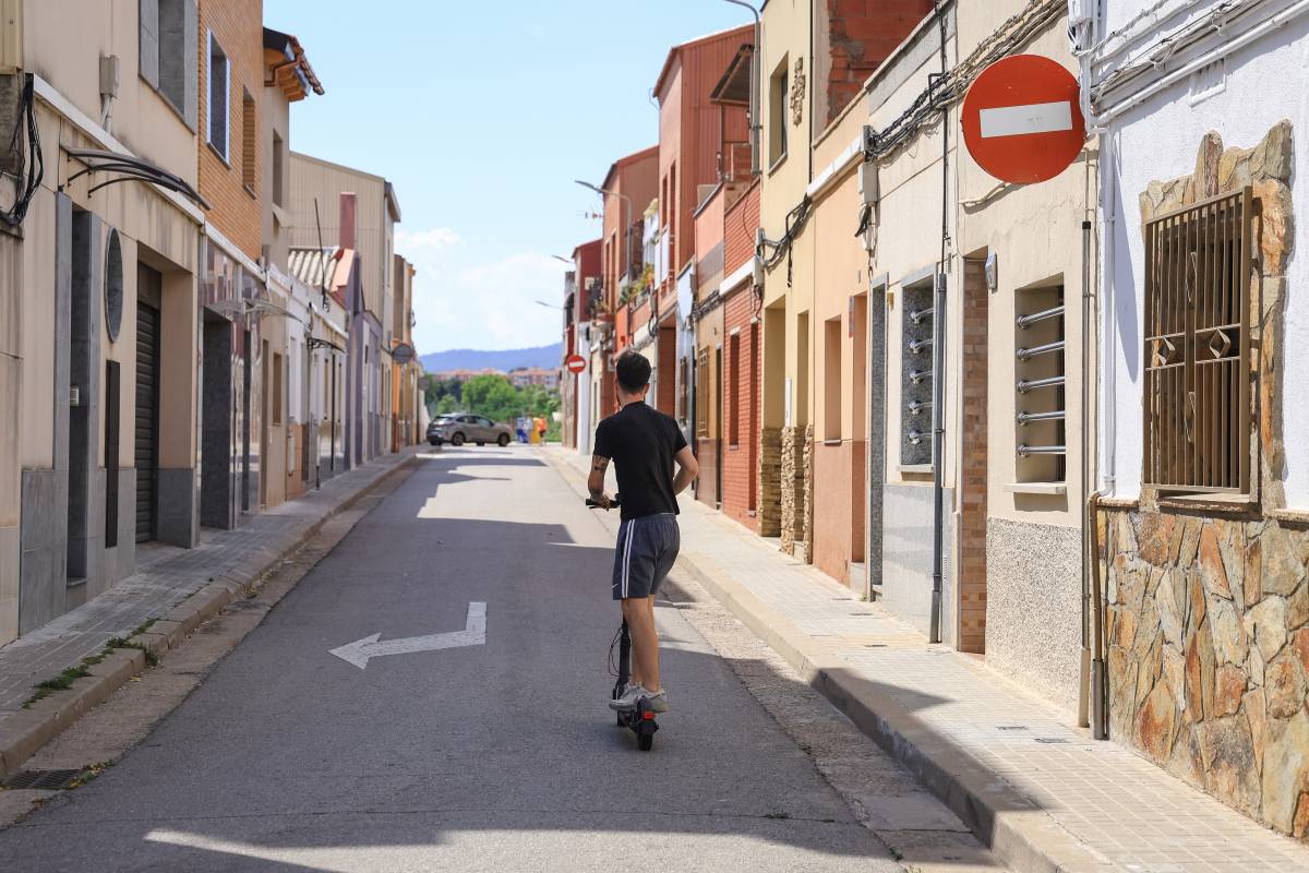 Les denúncies a conductors de patinets elèctrics baixen un 17% a Sabadell 