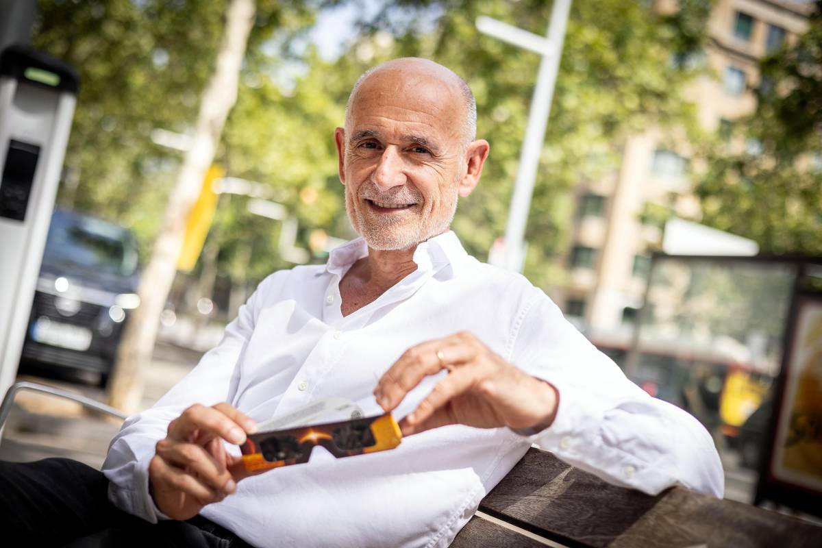 «Després d'un eclipsi, més gent s'implica en causes socials»