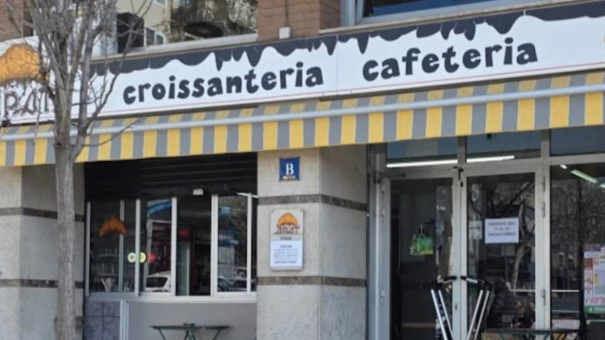Tanca L'Àpat, una de les cafeteries de referència de Sant Pere Nord: 