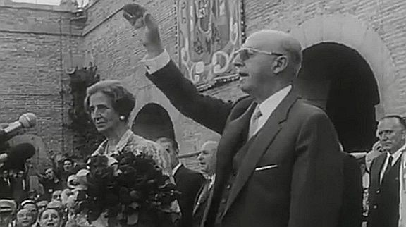 El Congrés, amb el suport del PP, fa el primer pas per prohibir associacions d'enaltiment al franquisme