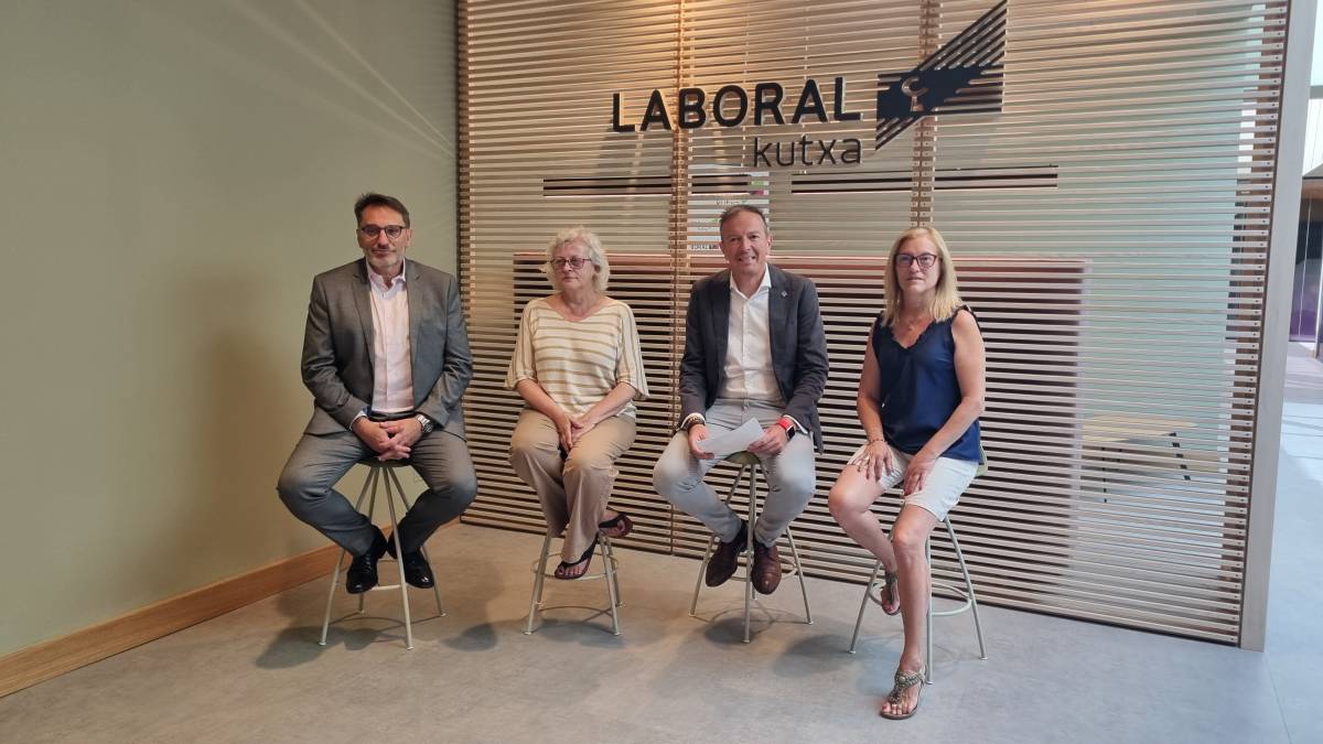Oncolliga i Laboral Kutxa signen un acord de col·laboració de tres anys