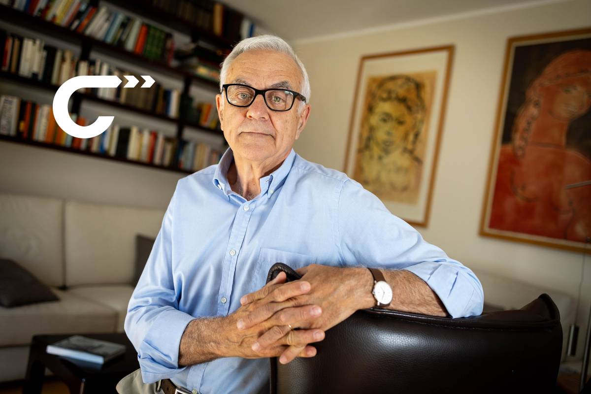 L'economista Miquel Puig, fotografiat a casa seva - Hugo Fernández