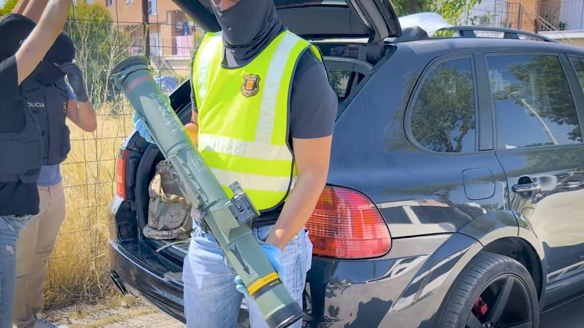Desarticulen una xarxa de tràfic d’armes al Vallès