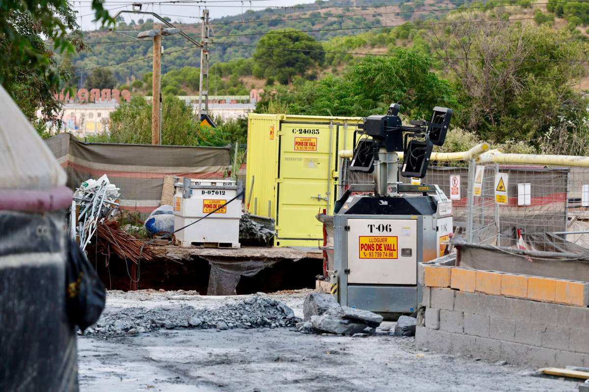L`esfrondrament per les obres a Montcada i Reixac - Juanma Peláez L`esfrondrament per les obres a Montcada i Reixac