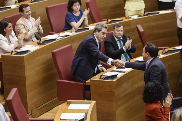 El País Valencià aprova el primer pressupost de tot l'Estat que inclou la «prioritat nacional» de Vox