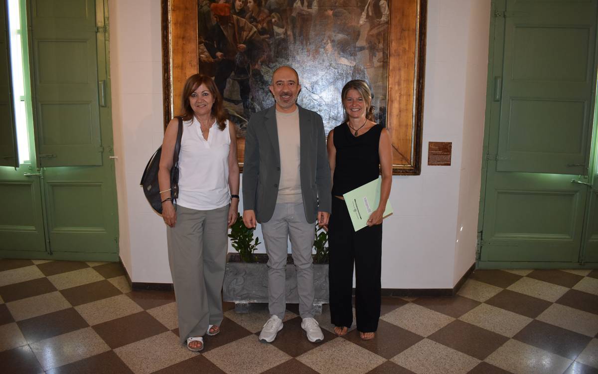 La família Alapont dona una flauta baixa al Conservatori de Música de Manresa
