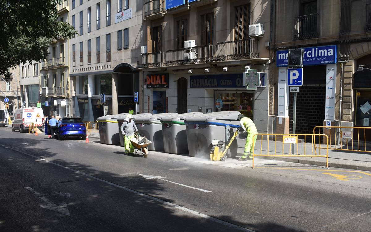 Manresa adapta la senyalització a l'entorn del carrer Guimerà per millorar la mobilitat urbana