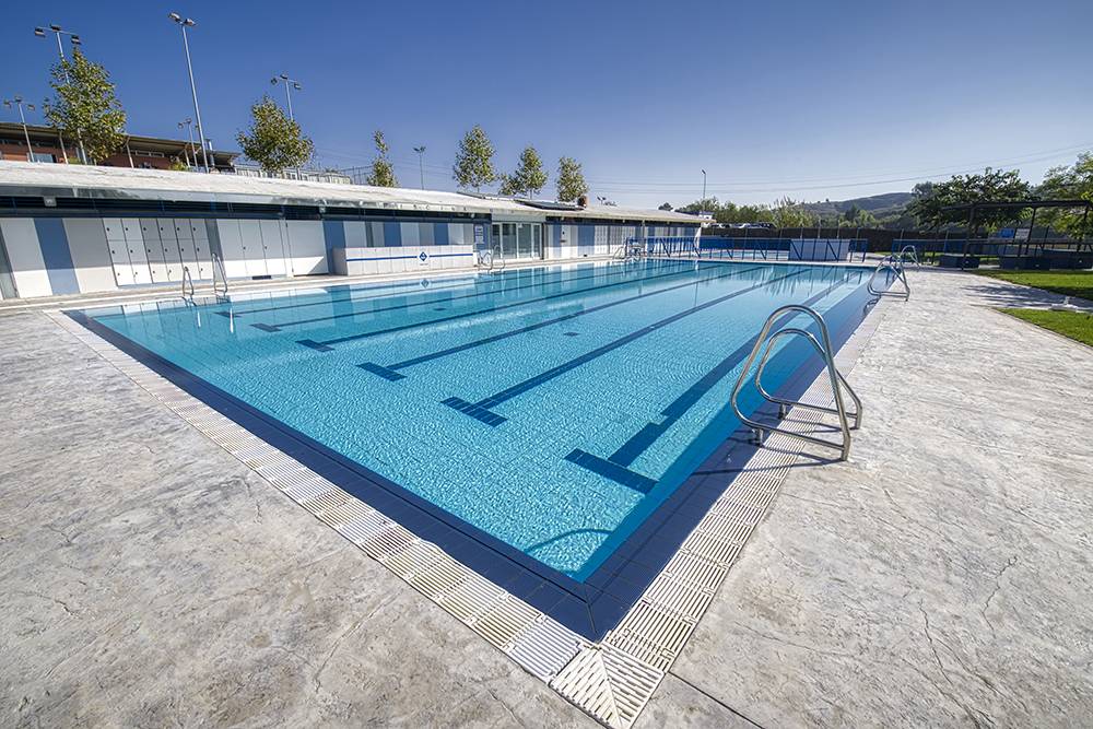 Una nena de 17 mesos és reanimada després d'ofegar-se a la piscina de Can Trias