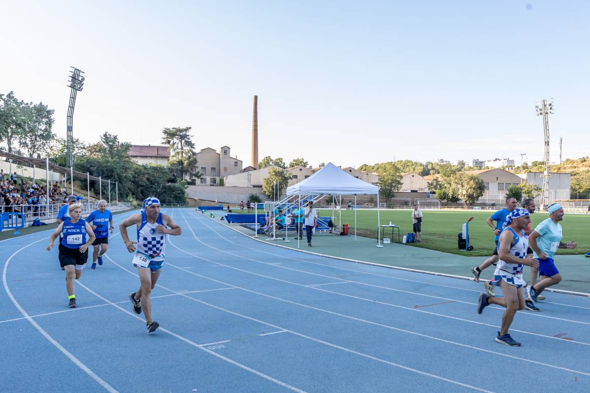 La jornada també va tenir una prova open dels 800 - Juanma Peláez La jornada també va tenir una prova open dels 800
