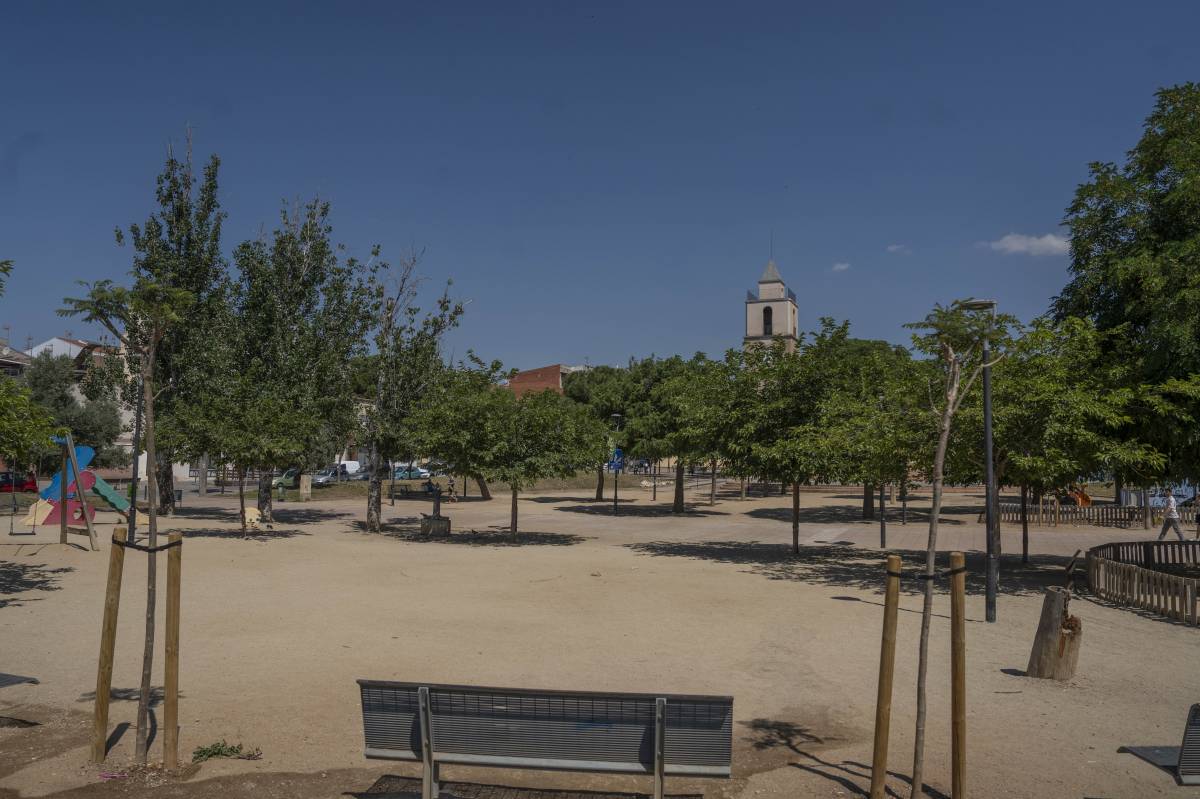 La plaça de Ca n`Anglada - Nebridi Aróztegui La plaça de Ca n`Anglada