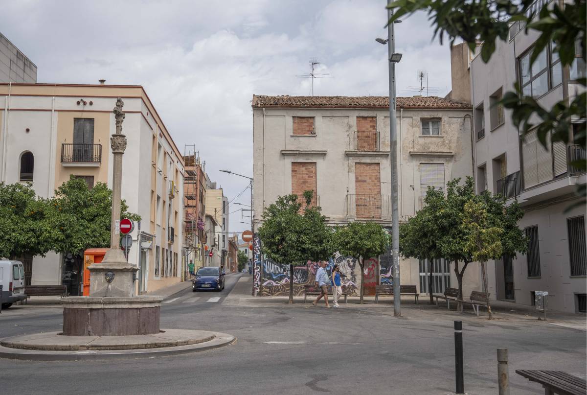 Plaça de la Creu Gran 1965 - Nebridi Aróztegui Plaça de la Creu Gran 1965