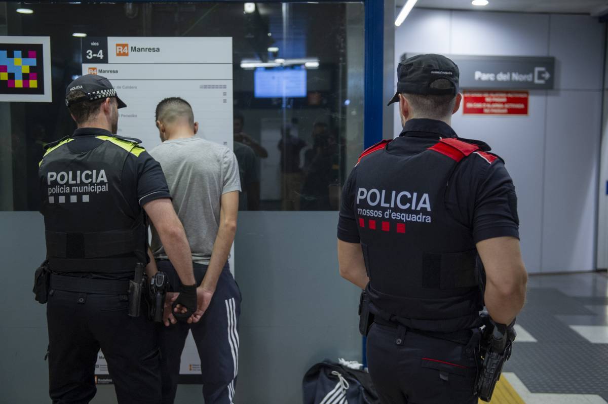 La criminalitat coneguda baixa un 11% a Terrassa i se situa per sota de la mitjana catalana - NEBRIDI ARÓZTEGUI La criminalitat coneguda baixa un 11% a Terrassa i se situa per sota de la mitjana catalana