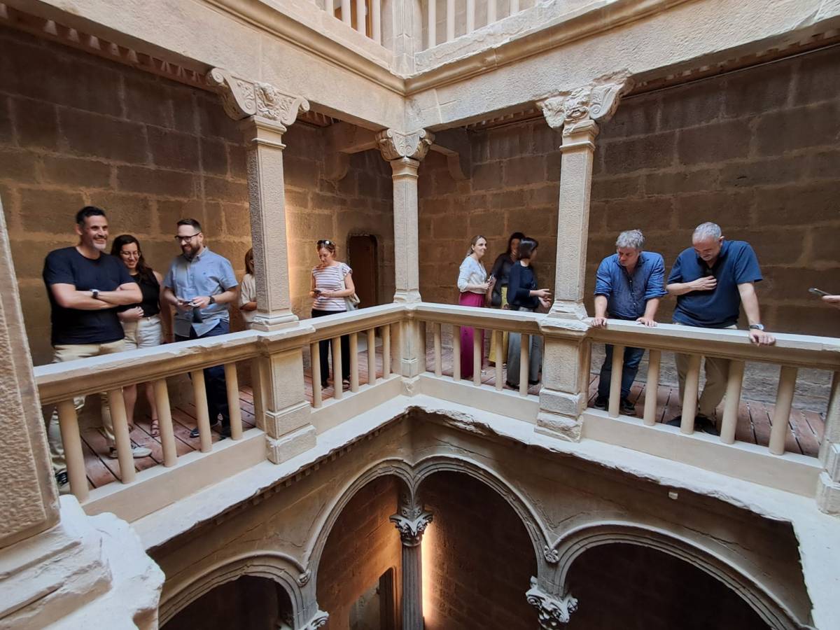 Reconeixement a l'equip que ha rehabilitat la Casa Gran de Riner