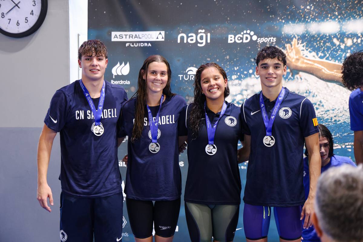 Doble podi per al CN Sabadell al Campionat d'Espanya júnior de natació