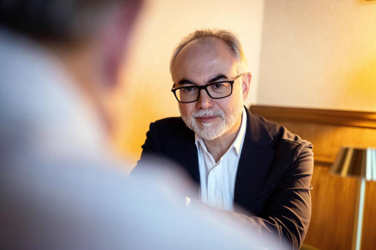 Arcadi Navarro, durant l`entrevista amb Nació - Hugo Fernández Arcadi Navarro, durant l`entrevista amb Nació