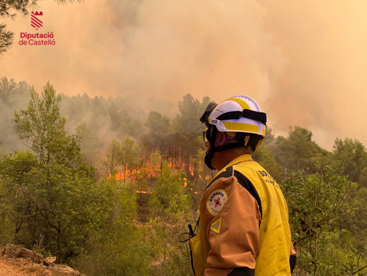 El Govern envia dos combois de Bombers pels incendis de Castella i el País Valencià