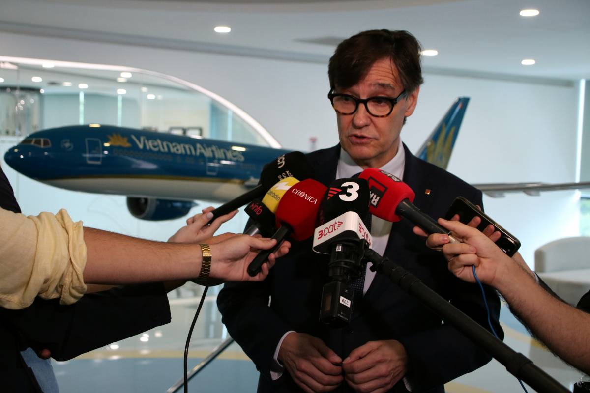 La Generalitat i la companyia Vietnam Airlines exploren establir un vol directe entre Barcelona i Hanoi