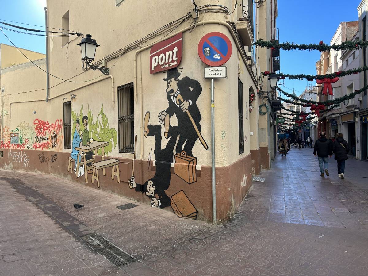 Mural de Tintín a la façana de Cafès Pont a Sabadell - D.S.