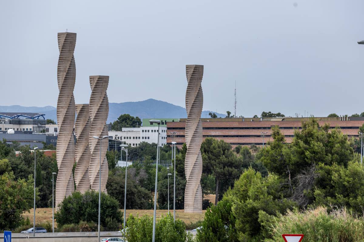 Les icòniques columnes de la UAB