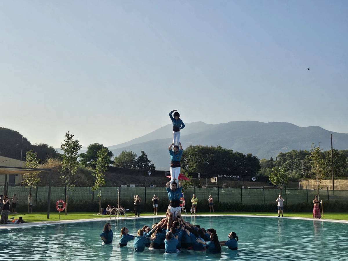 Sant Celoni inaugura «la millor piscina municipal de Catalunya»