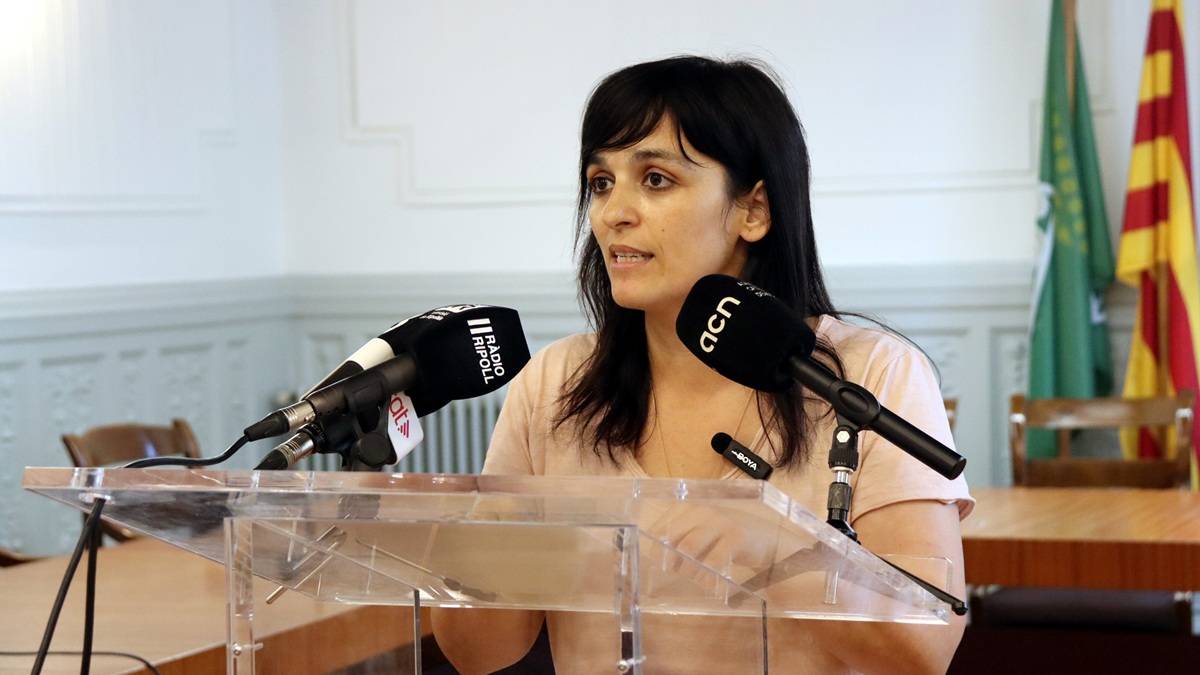 Ripoll contracta una filla de Sílvia Orriols com a policia local
