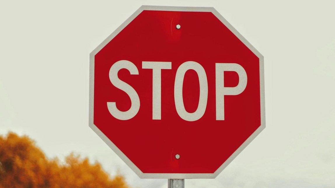 El curiós cas de la capital europea que no té senyals de stop