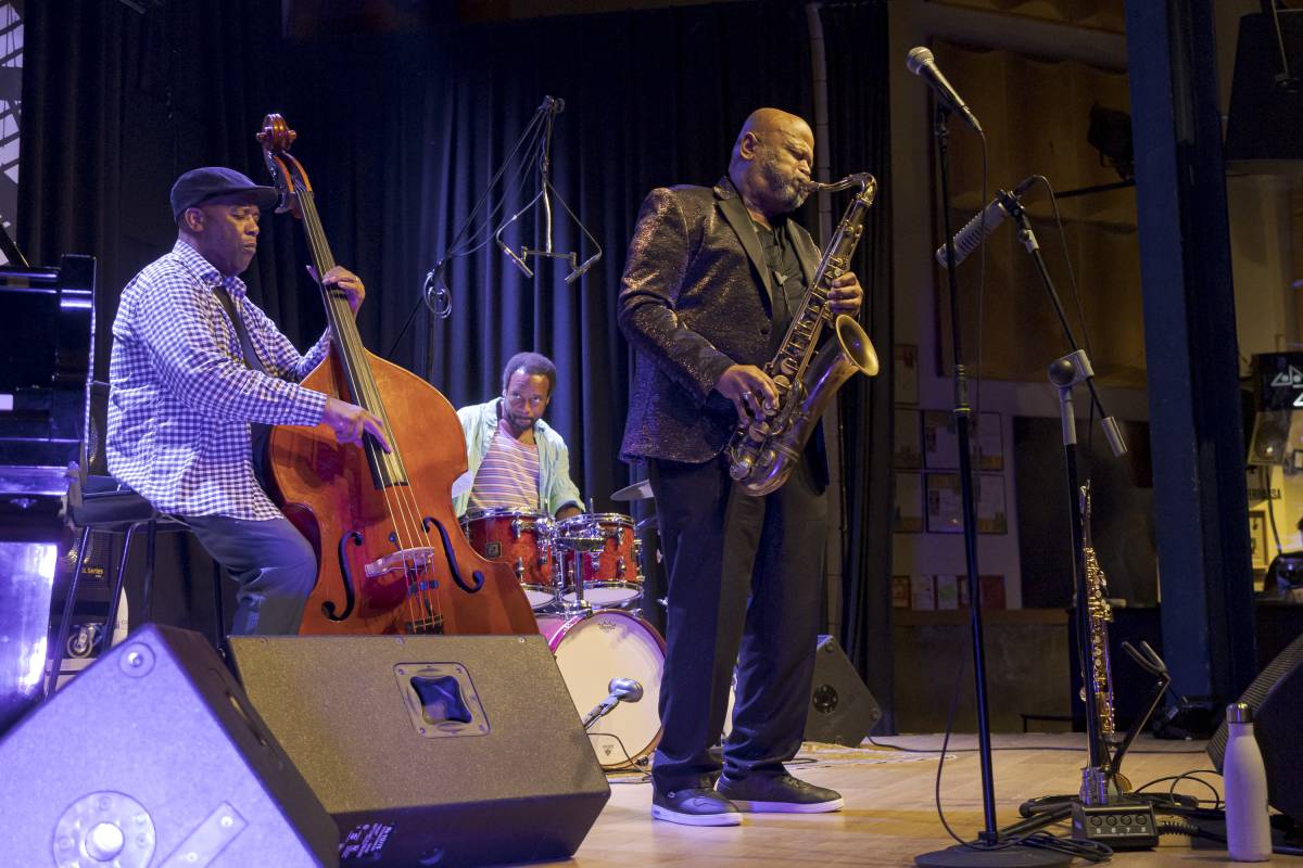 El quartet d'Azar Lawrence va tancar el programa - Lluís Clotet
