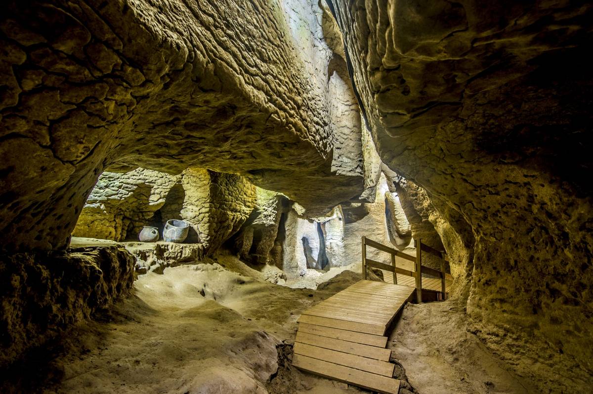 Coves del Toll - Geoparc Coves del Toll