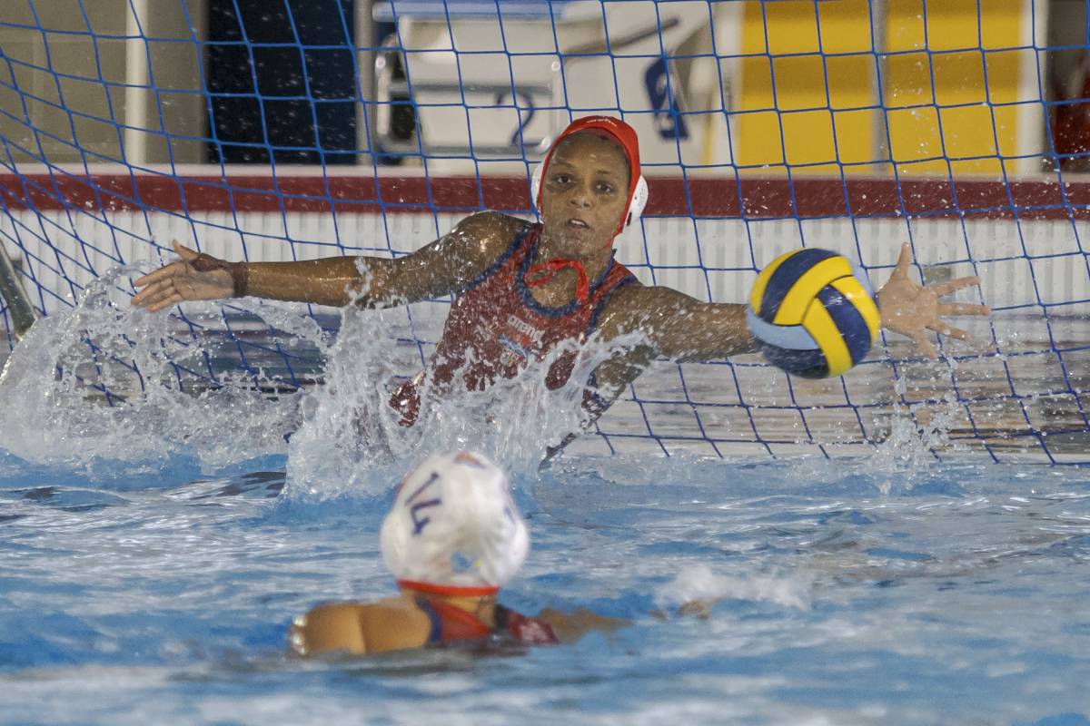 Elisabeth Carmona, a la llista per disputar l’Europeu júnior de waterpolo