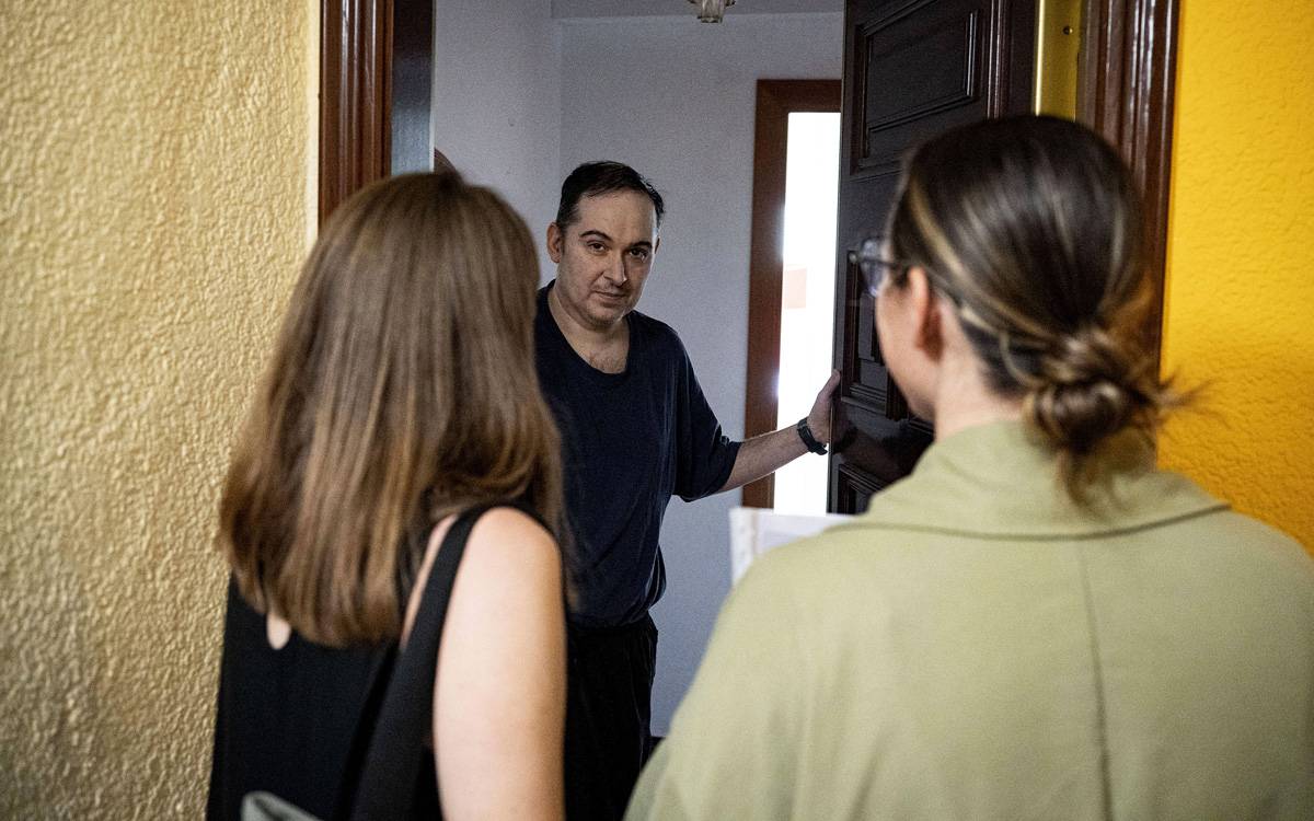 Santa Maria de Comabella renova una llar compartida de Manresa per impulsar l'autonomia dels residents